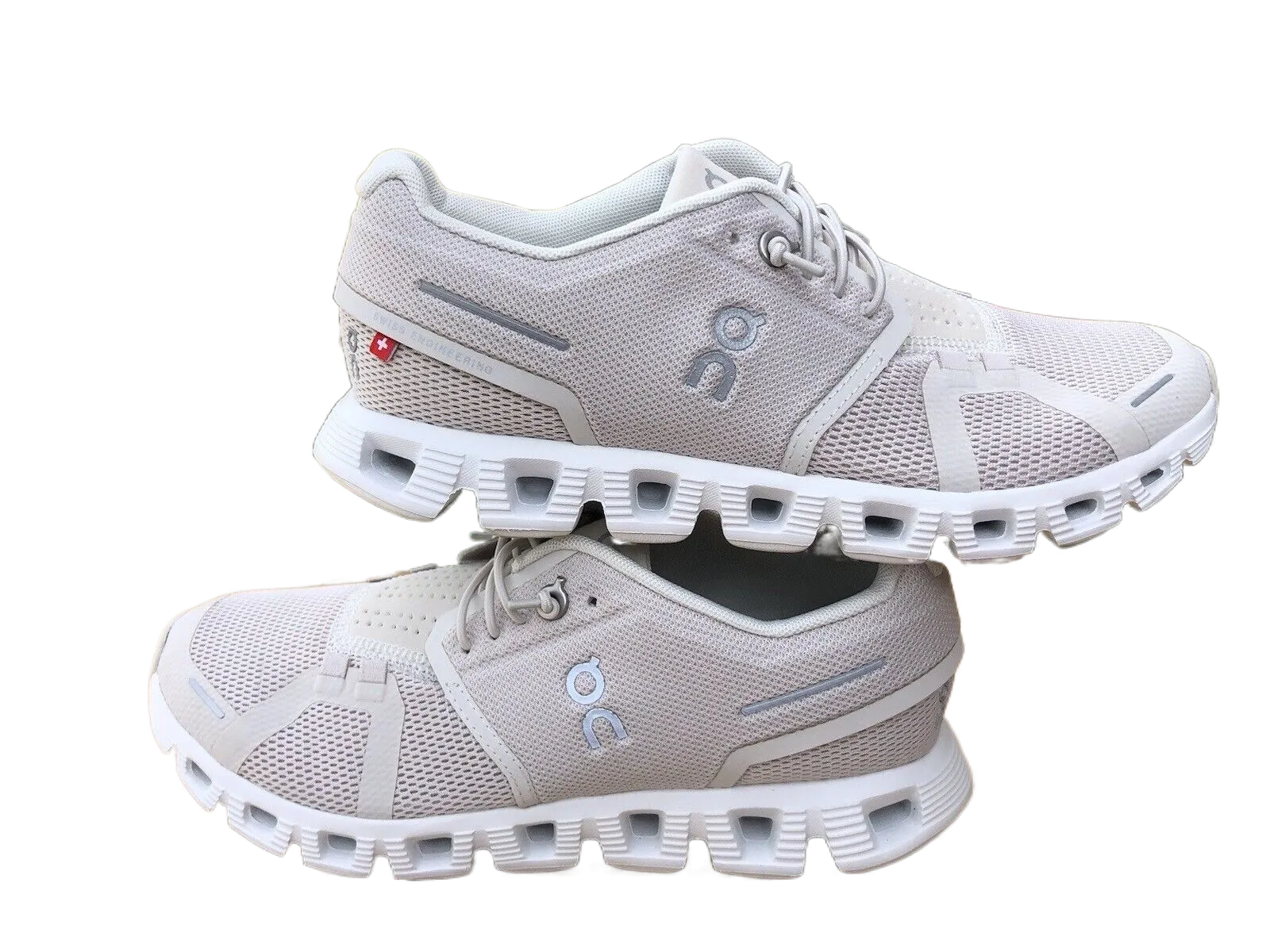 On Running Cloud 5 Pearl White